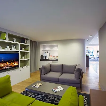 Hotel La Clef Louvre By The Crest Collection Parigi