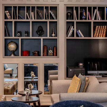 La Clef Louvre By The Crest Collection Hotel 5*