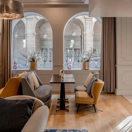 Hotel La Clef Louvre By The Crest Collection Paryż