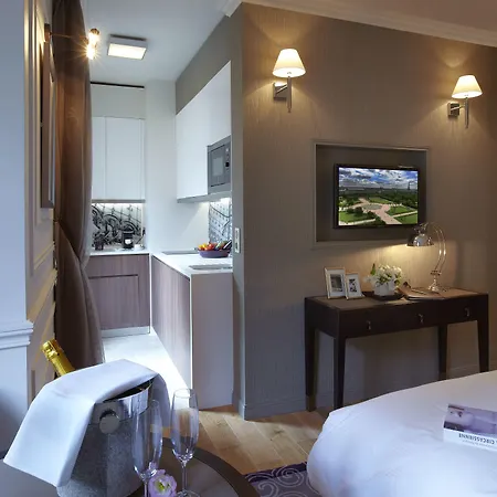 Hotel La Clef Louvre By The Crest Collection Paryż