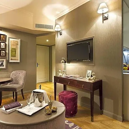 La Clef Louvre By The Crest Collection 5* Париж