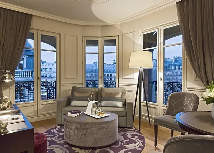 La Clef Louvre By The Crest Collection Hotell Paris