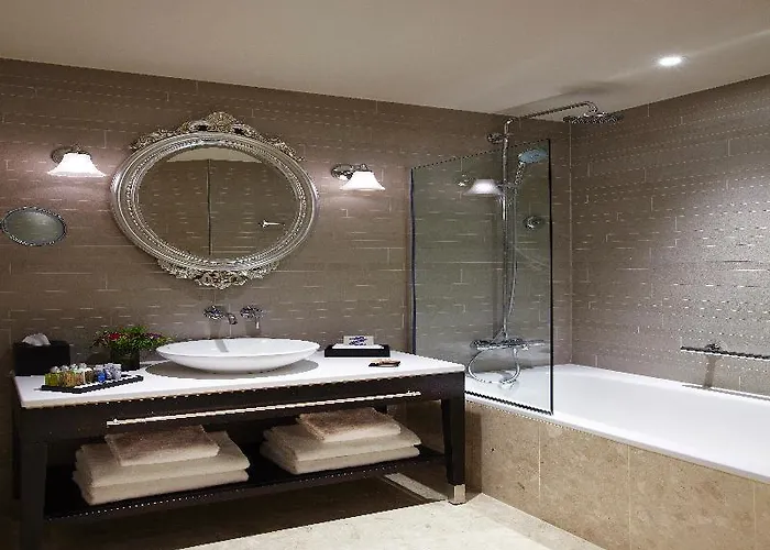 La Clef Louvre By The Crest Collection Hotell