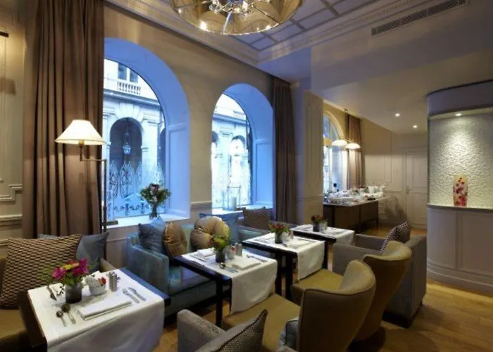 Hotell La Clef Louvre By The Crest Collection Paris