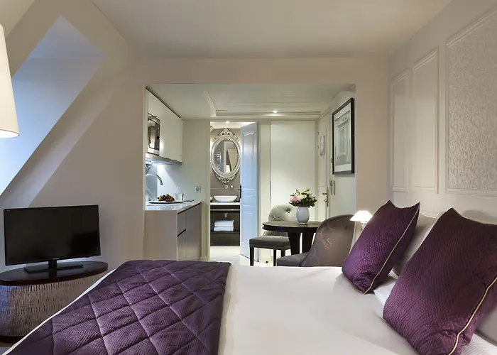 Hotel La Clef Louvre By The Crest Collection 5*